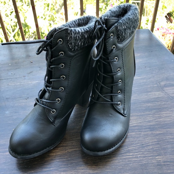 Black Lace Up Combat Bootie Chunky Heel Knit Ankle - Picture 5 of 6